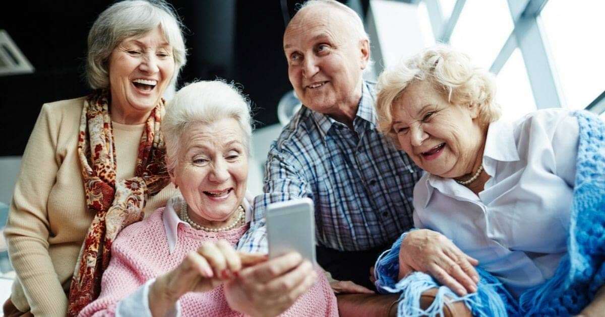 Integratori per anziani over 80: quali sono i migliori da scegliere?